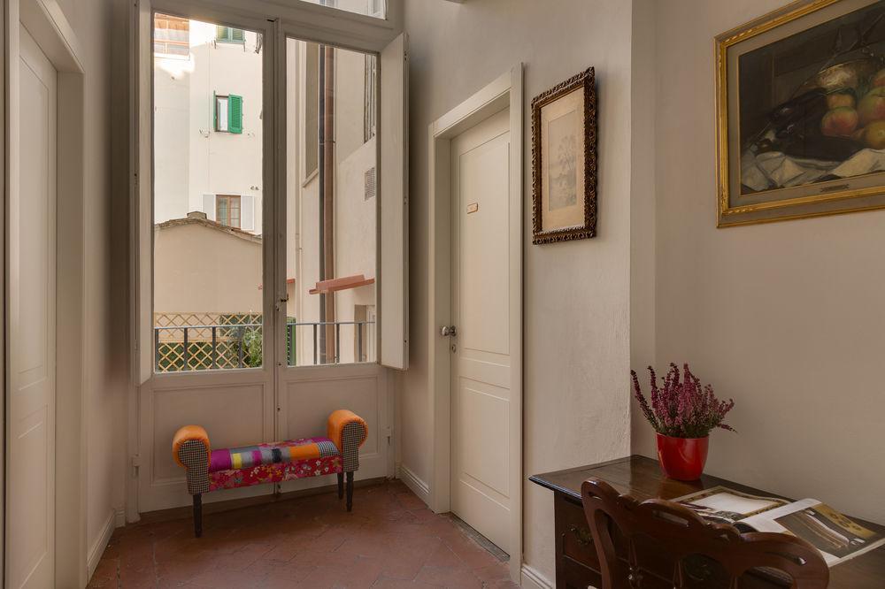 Residenza D'Epoca Borgo Albizi Hotell Florens Exteriör bild