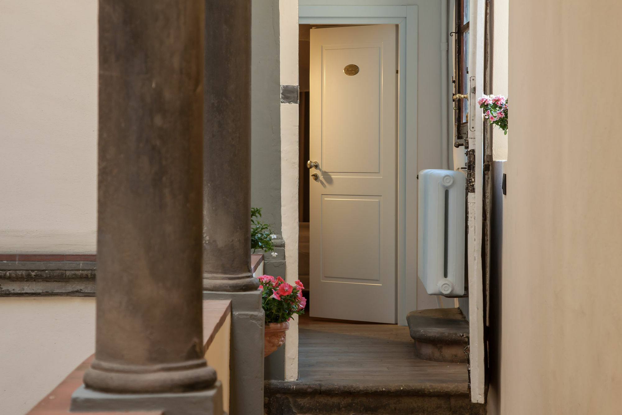 Residenza D'Epoca Borgo Albizi Hotell Florens Exteriör bild